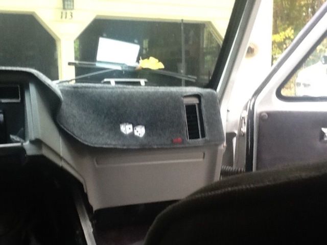 1991 Pearl white Chevrolet G20 Van Van