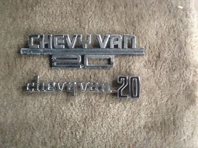 1991 Pearl white Chevrolet G20 Van Van