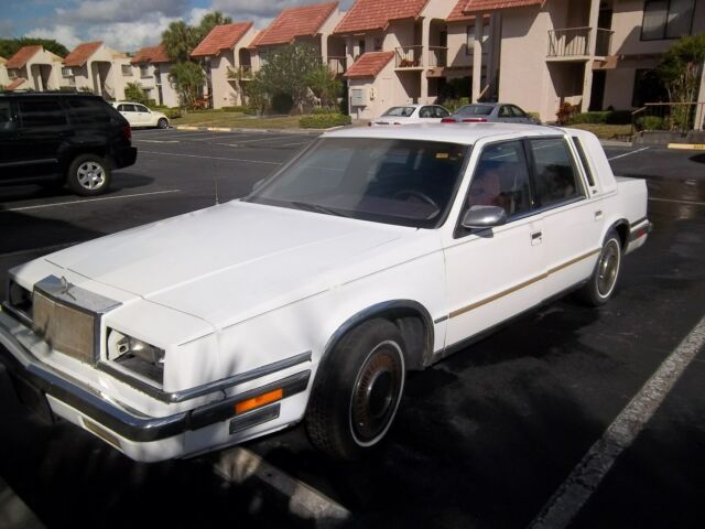 1991 White Chrysler Other