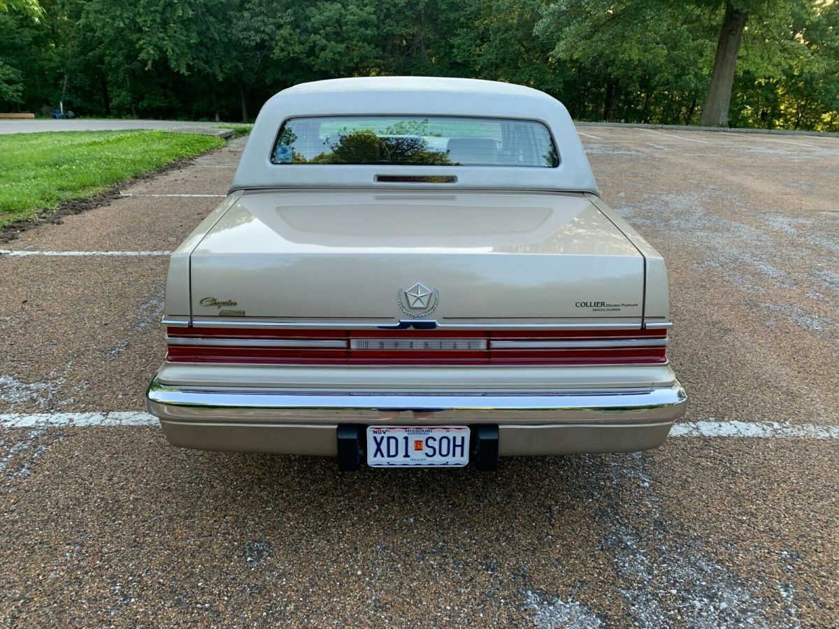 1991 Tan Chrysler Imperial Sedan