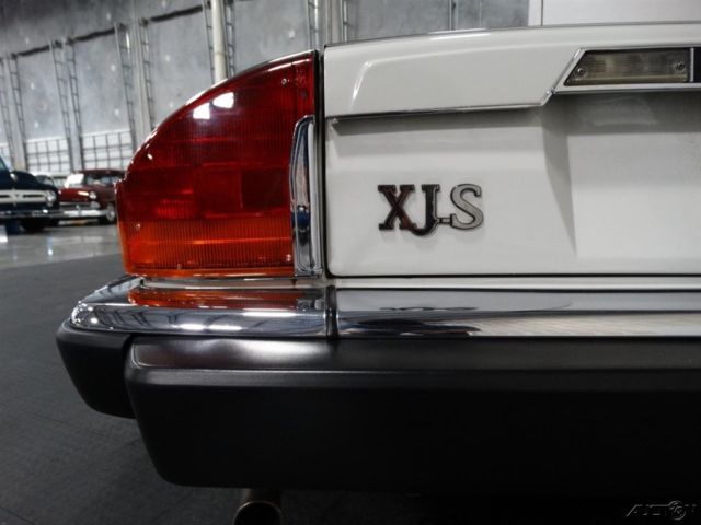 1991 White Jaguar XJ-Series