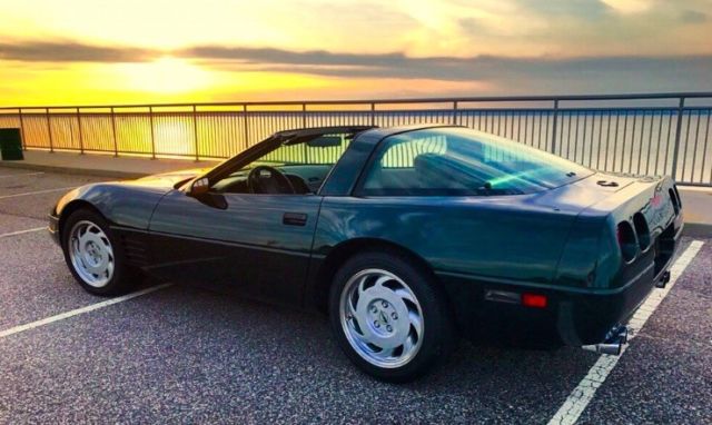 1991 Green Chevrolet Corvette