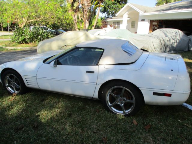 1991 White Chevrolet Corvette