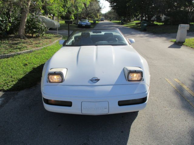 1991 White Chevrolet Corvette