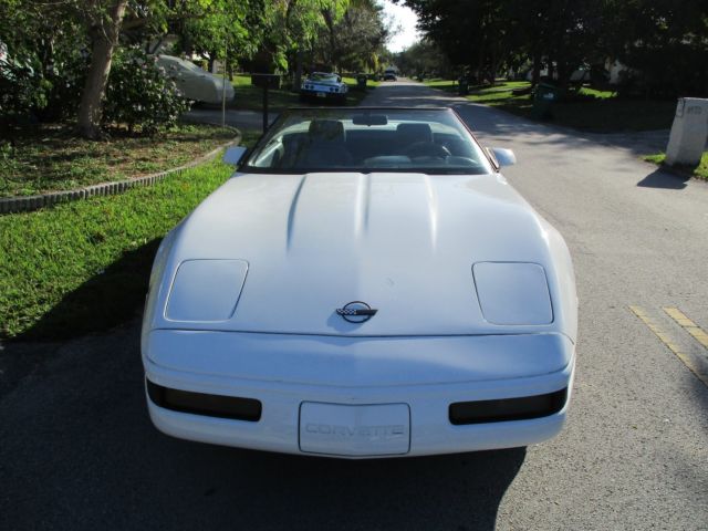 1991 White Chevrolet Corvette