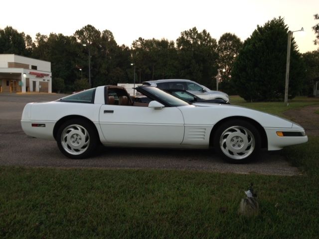 1991 White Chevrolet Corvette Coupe