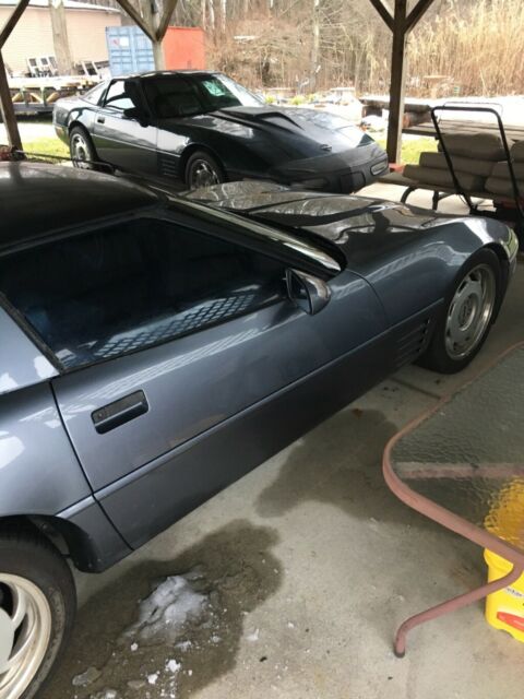 1991 Blue Chevrolet Corvette Coupe