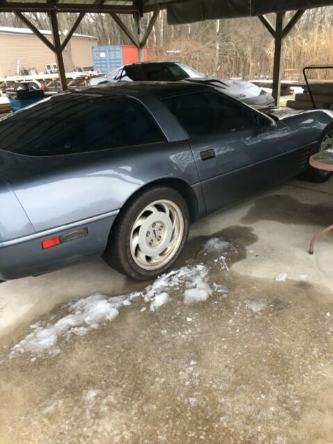 1991 Blue Chevrolet Corvette Coupe