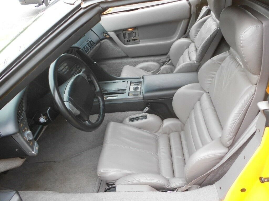 1991 Yellow Chevrolet Corvette --