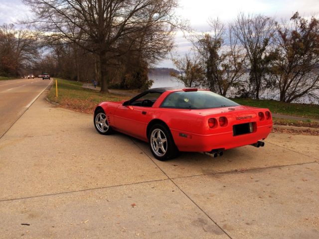 1991 White Chevrolet Corvette