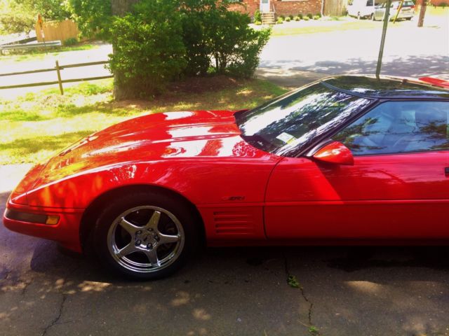 1991 White Chevrolet Corvette
