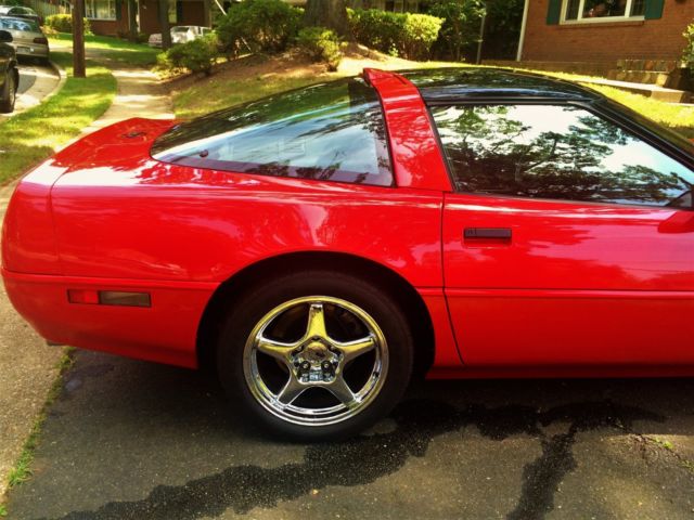 1991 White Chevrolet Corvette