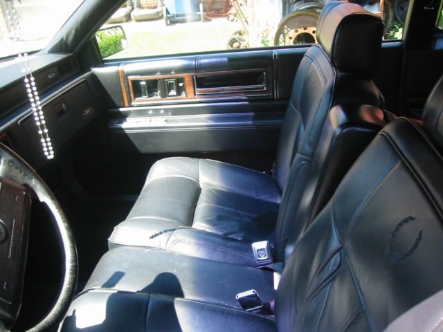 1991 White Cadillac DeVille Coupe