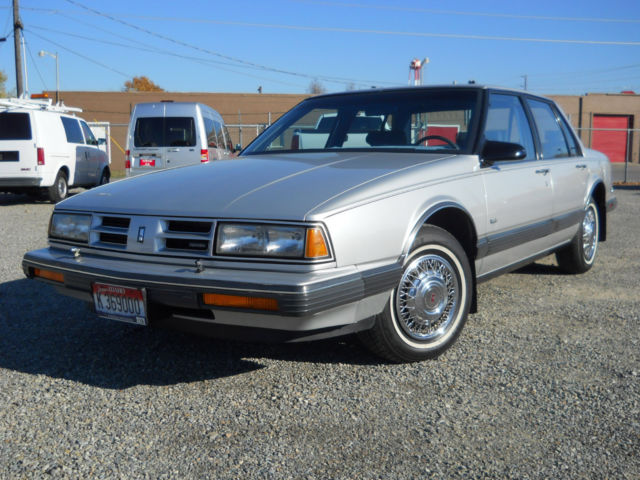 1991 Silver Oldsmobile Eighty-Eight Sedan