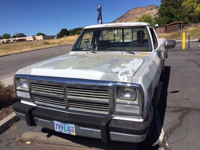 1991 White Dodge Other Pickups
