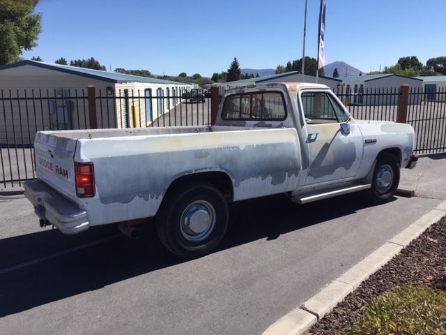 1991 White Dodge Other Pickups