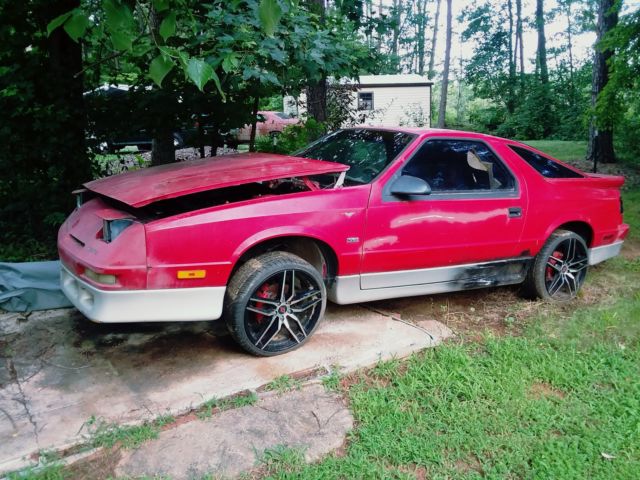 1991 Red Dodge Daytona Hatchback
