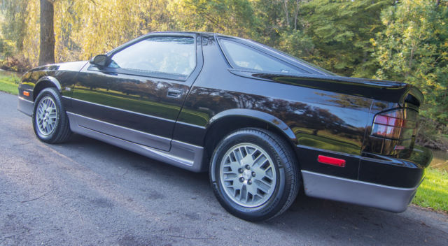 1991 Black Dodge Daytona Hatchback