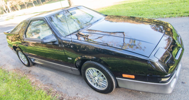 1991 Black Dodge Daytona Hatchback