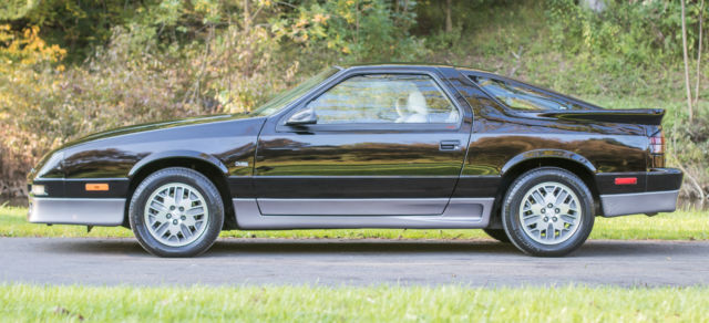 1991 Black Dodge Daytona Hatchback