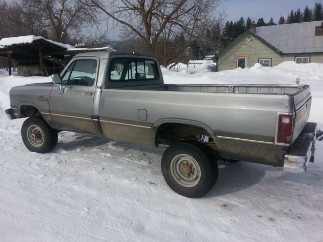 1991 Silver Dodge Ram 2500 Standard Cab Pickup