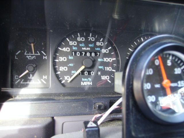 1991 Red Dodge Spirit Sedan 4 DOOR