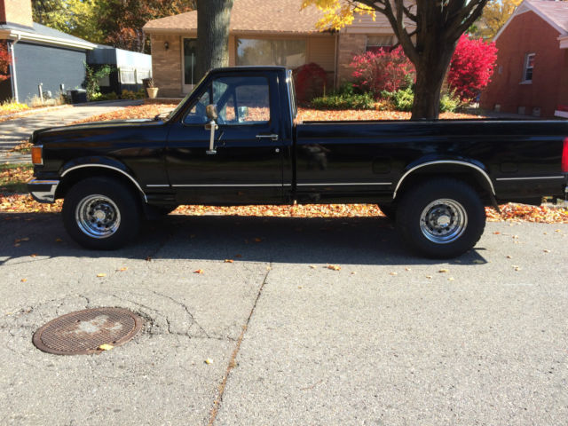 1991 Black Ford F-250 Standard Cab Pickup