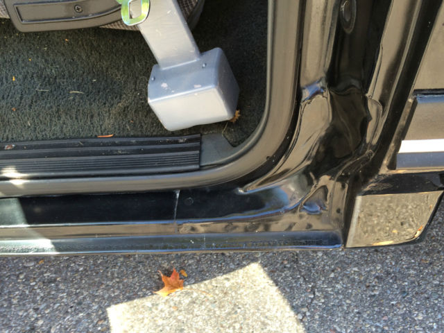 1991 Black Ford F-250 Standard Cab Pickup