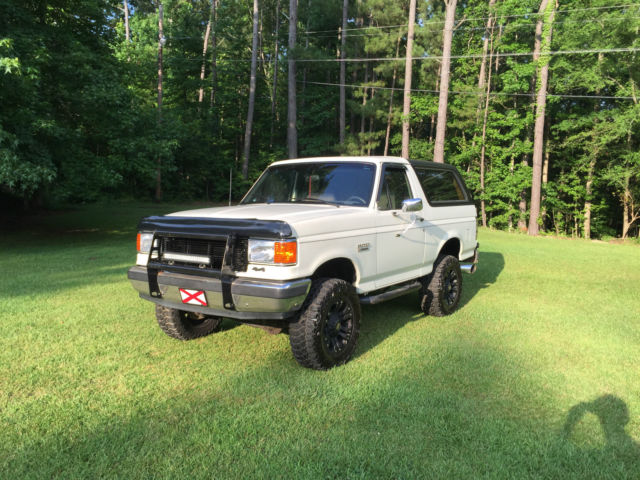 1991 White Ford Bronco Convertible