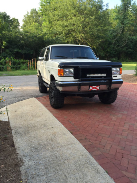 1991 White Ford Bronco Convertible
