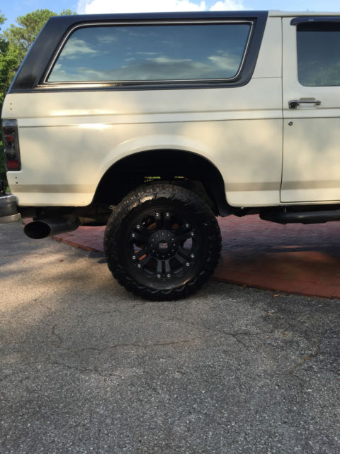 1991 White Ford Bronco Convertible