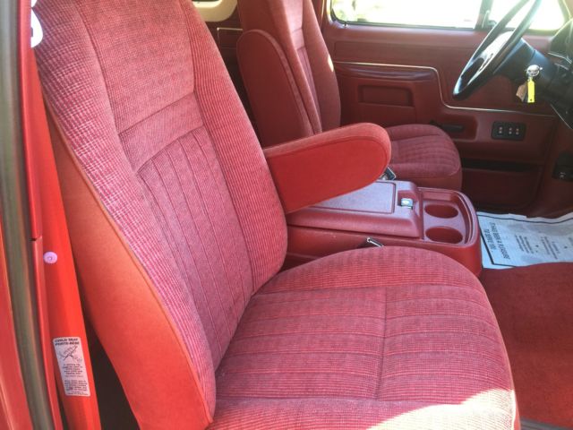 1991 Red/Biege Ford Bronco