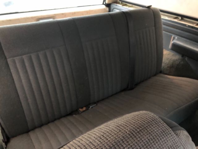 1991 White Ford Bronco SUV