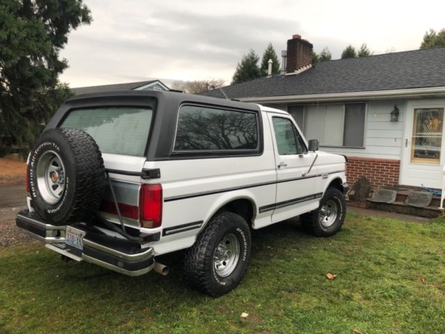 1991 White Ford Bronco SUV