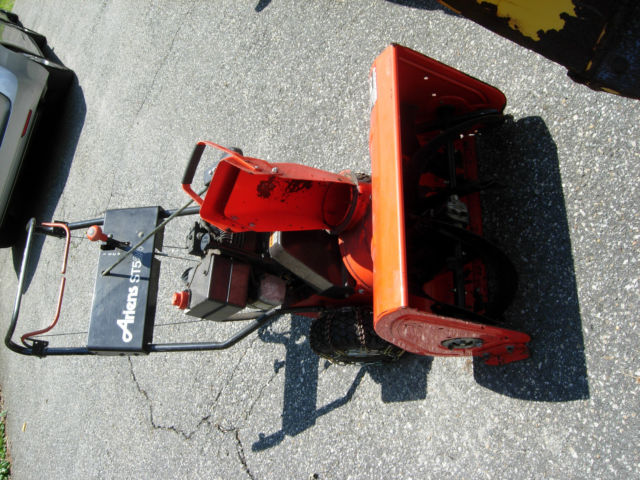 1991 Red/Biege Ford Bronco