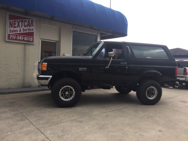 1991 Black Ford Bronco