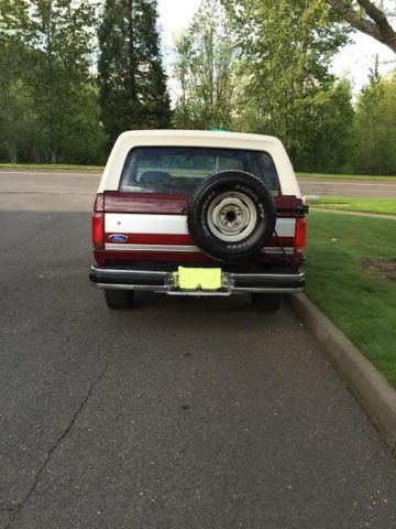 1991 Gray Ford Bronco SUV