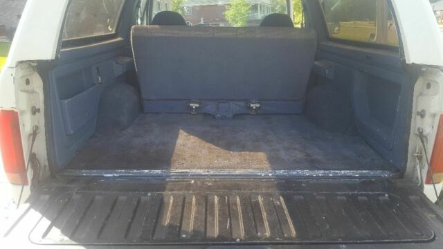 1991 White Ford Bronco SUV