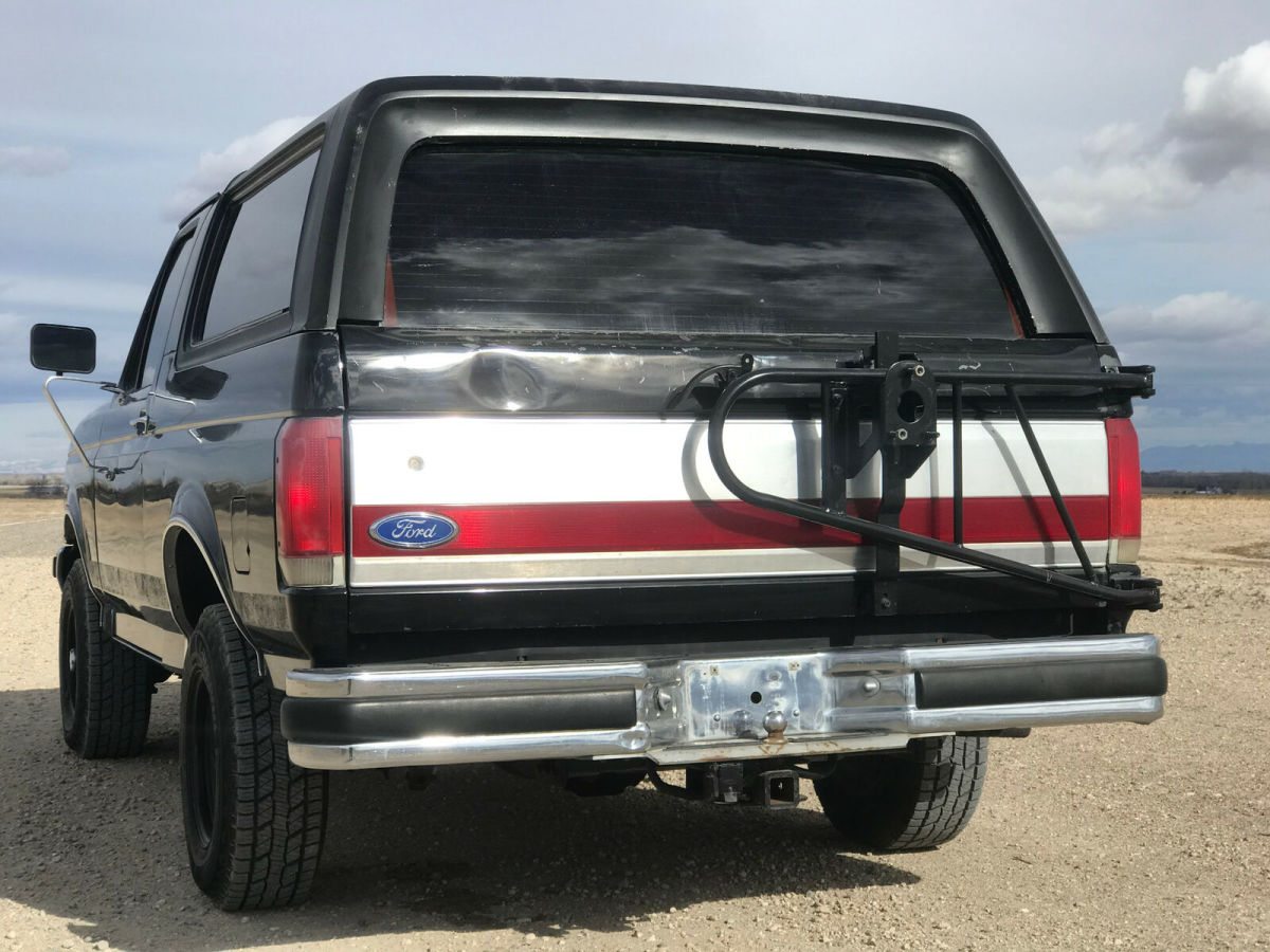 1991 Black Ford Bronco SUV
