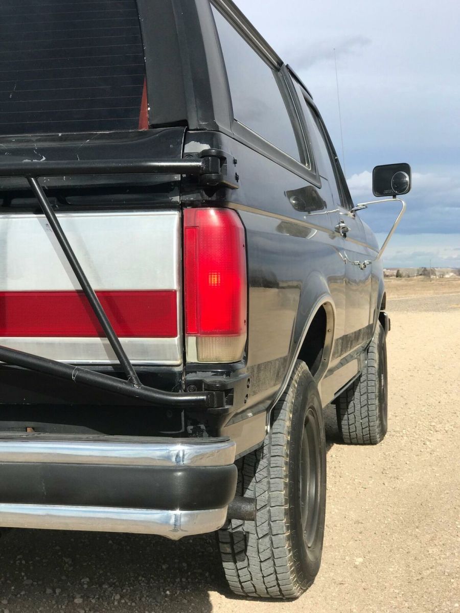 1991 Black Ford Bronco SUV