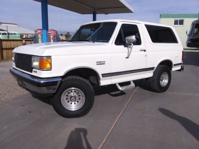 1991 White Ford Bronco