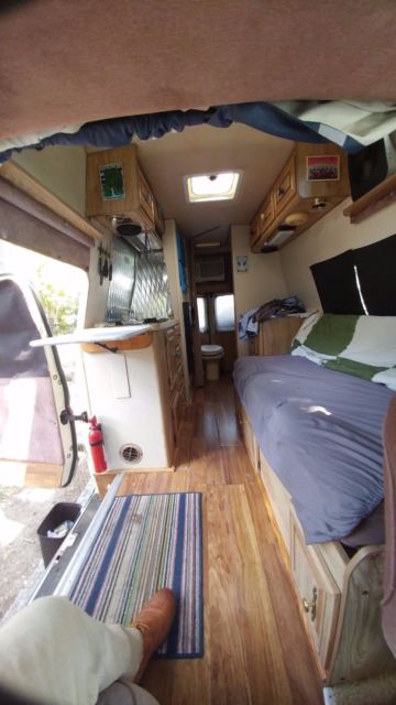 1991 Tan Ford E-Series Van Van Camper