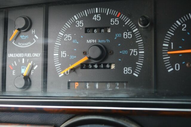 1991 Black Ford F-150 Extended Cab Pickup