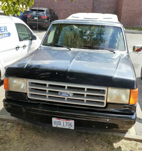 1991 Black Ford F-150 Cab & Chassis