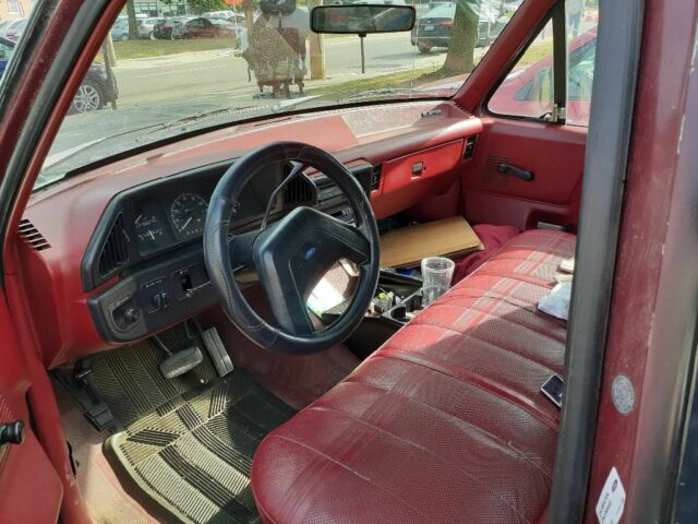 1991 Black Ford F-150 Cab & Chassis