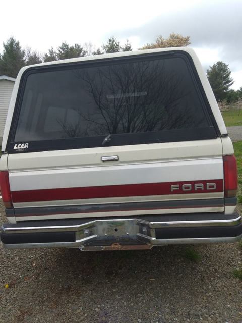 1991 white/gray Ford F-150 standard