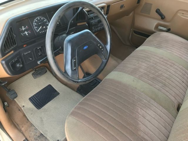 1991 White Ford F-250