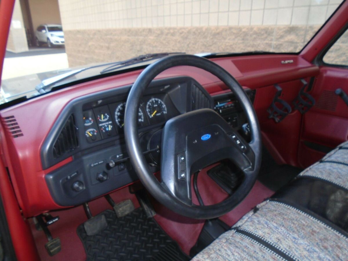 1991 Gray Ford F-250 Super Cab Pickup