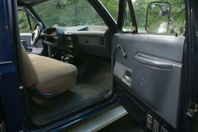 1991 blue Ford F-350 Standard Cab Pickup