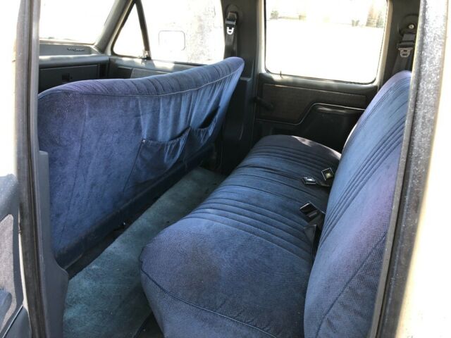 1991 White Ford F-350 Standard Cab Pickup